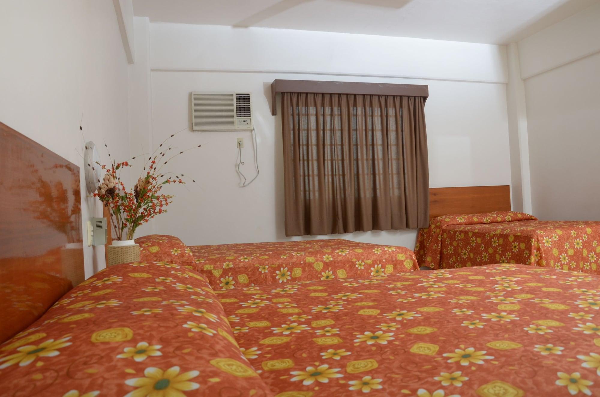 Hotel Delfines - A 2 Calles Del Acuario Veracruz Bagian luar foto