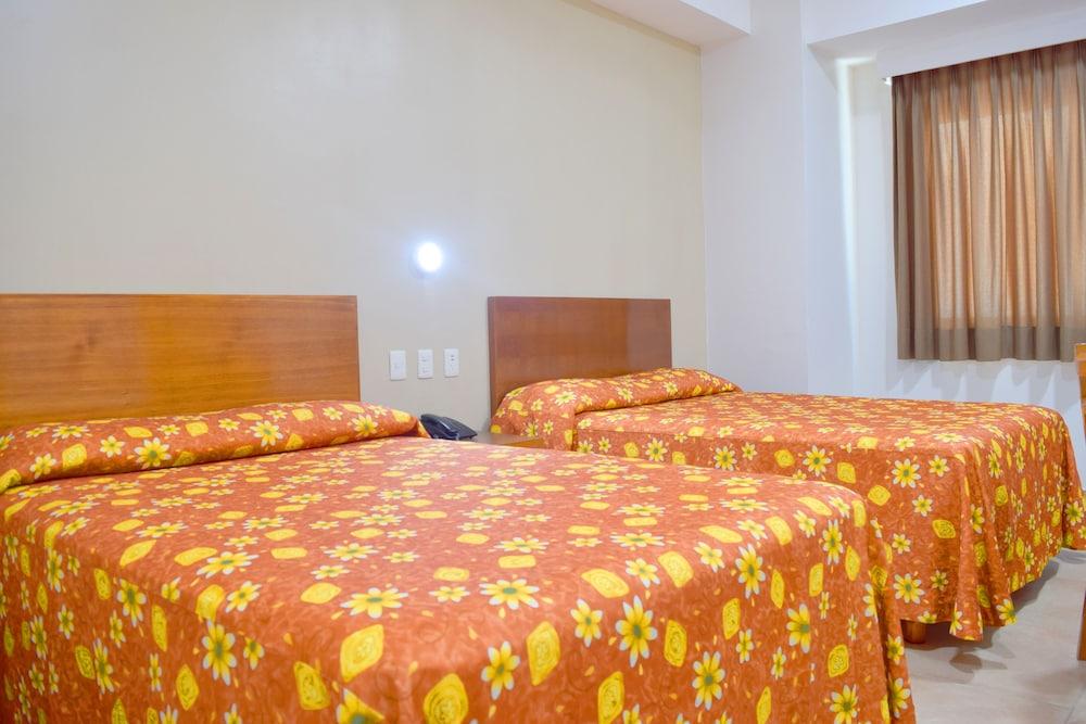 Hotel Delfines - A 2 Calles Del Acuario Veracruz Bagian luar foto