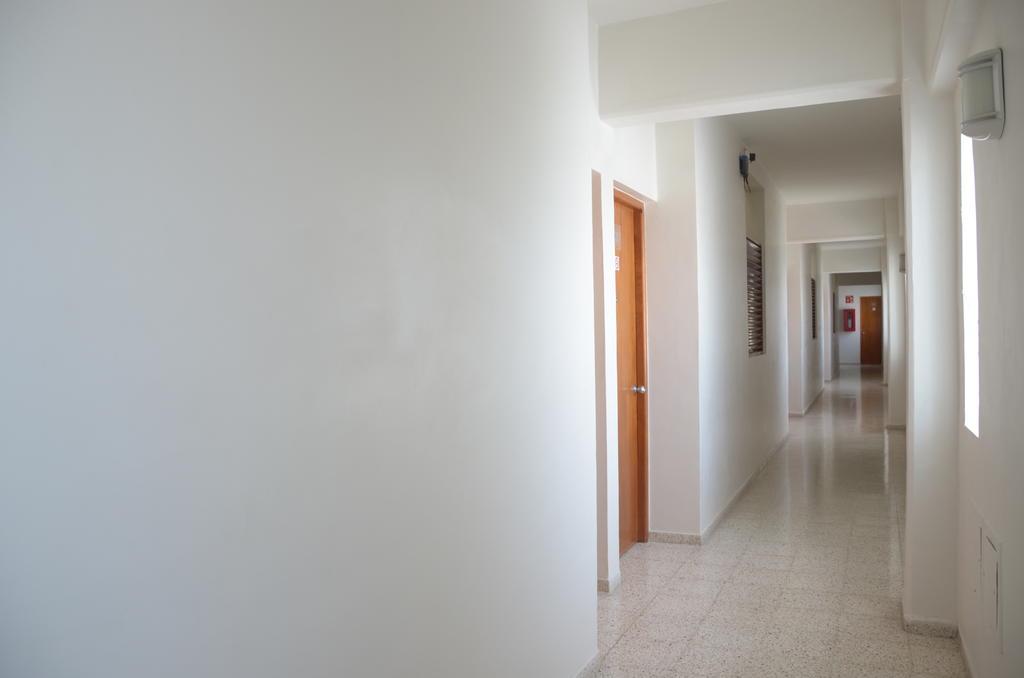 Hotel Delfines - A 2 Calles Del Acuario Veracruz Bagian luar foto